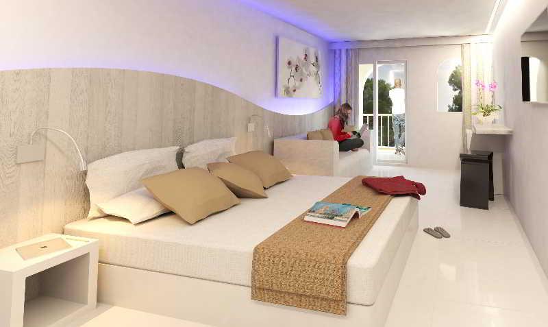 Apartamentos Triton Кала Ратхада Екстериор снимка
