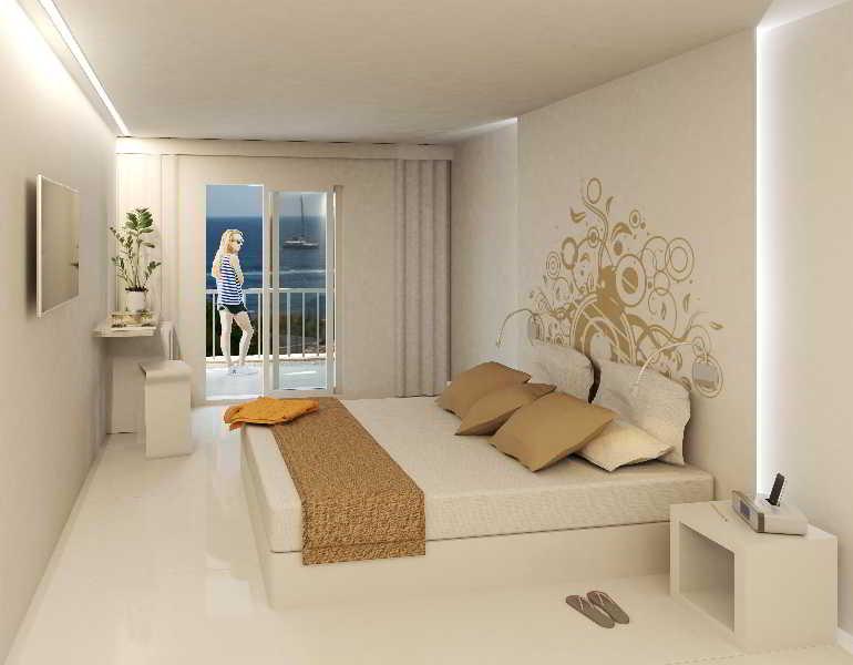 Apartamentos Triton Кала Ратхада Екстериор снимка